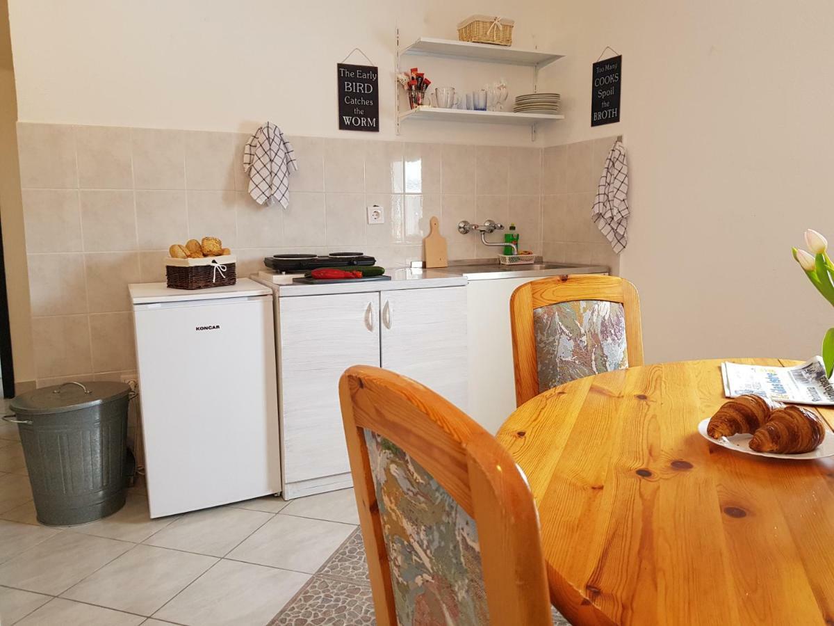 Casa Nostra Apartment Фунтана Екстериор снимка