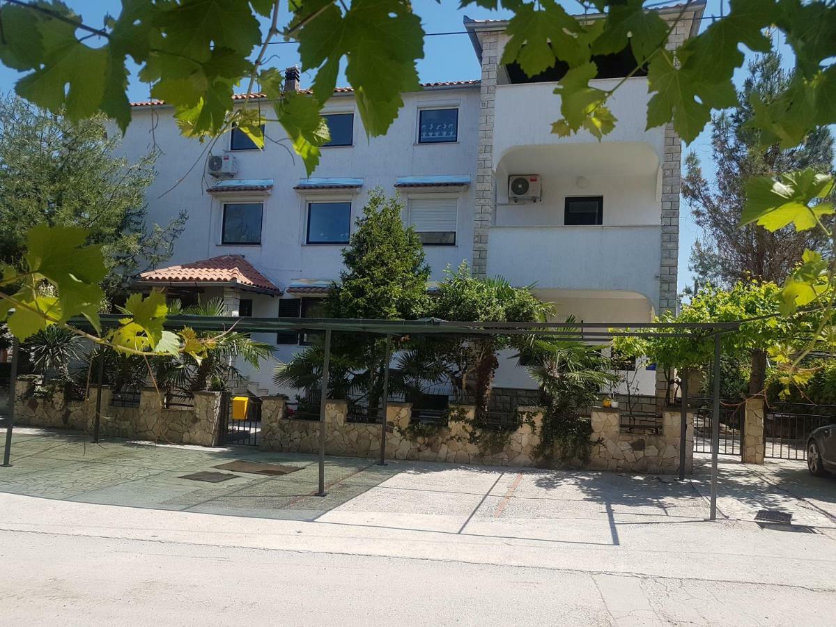 Casa Nostra Apartment Фунтана Екстериор снимка